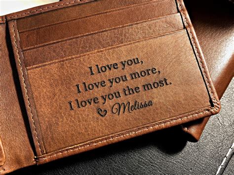 custom engraved wallet ideas.